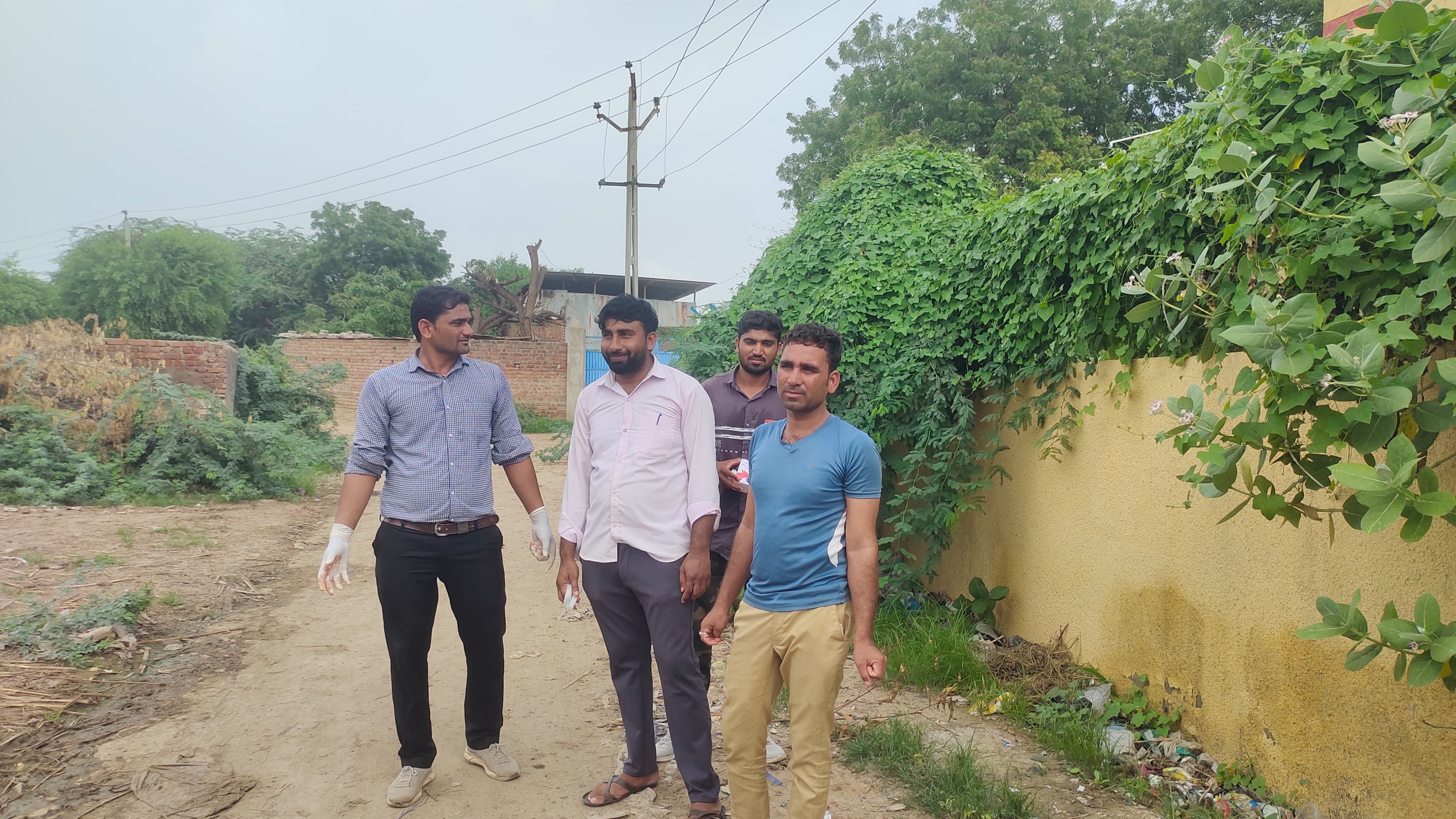 એકતા રૂરલ ફાઉન્ડેશન દ્વારા 2022 માં લંપી વાયરસમાં એકતાના સ્ટુડન્ટ દ્વારા રસીકરણ અને પ્રાથમિક સારવાર હાથ ધરવામાં આવી.